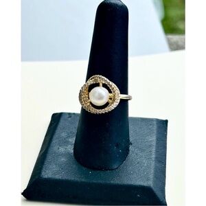 Adjustable Gold plated Faux Pearl Cocktail Ring Vintage Costume Jewelry
